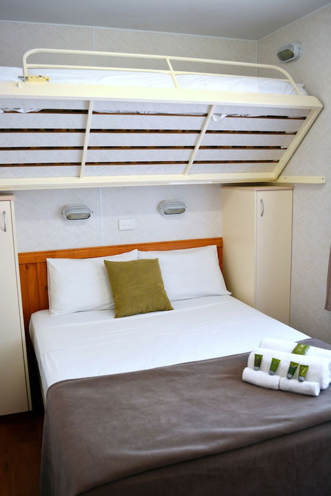 Nitmiluk Chalets - Local Tourism 2