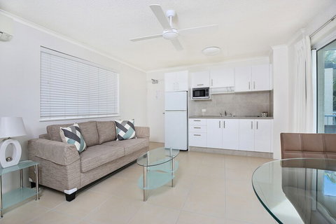 Beachside Mooloolaba - Accommodation Australia 3