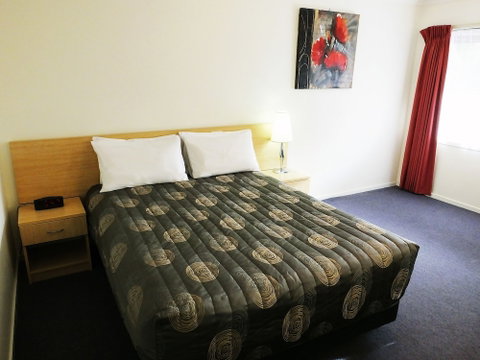 Edinburgh Motor Inn - Accommodation Australia 5