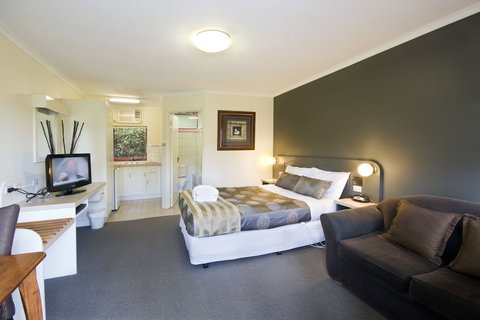 Lorne Coachman Inn - Accommodation Australia 5