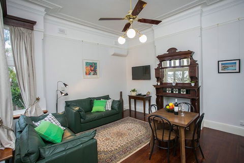 Danum House B & B - Accommodation Australia 5