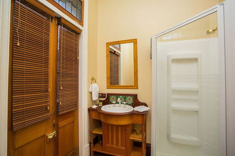 Danum House B & B - Accommodation Australia 3