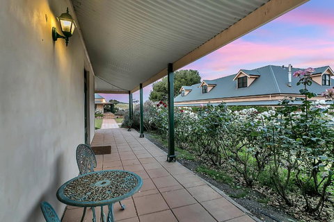 Abbotsford Country House - Accommodation Australia 3