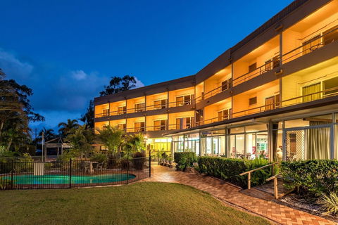 Camelot Motel - Local Tourism 0