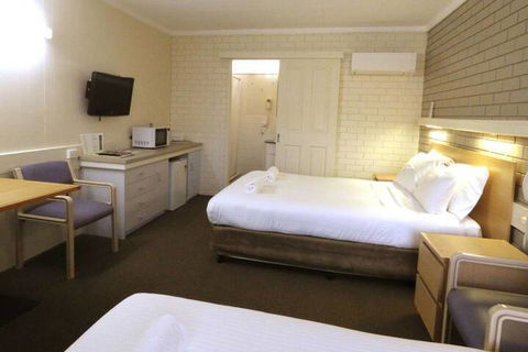 Wanderlight Motor Inn - Accommodation Australia 5