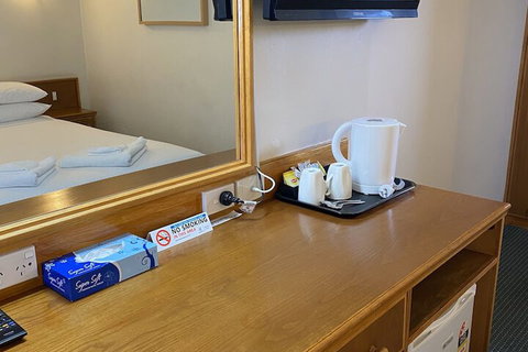 Aviators Lodge Motel - Local Tourism 5