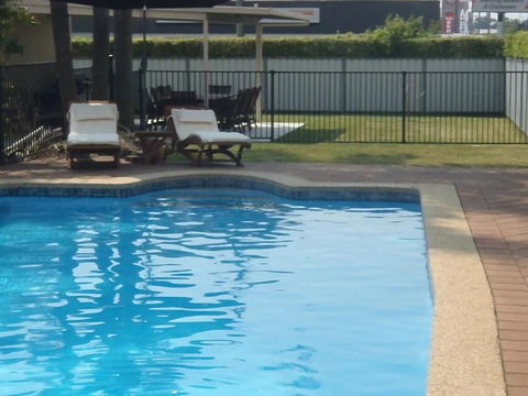 Caravilla Motor Inn - Local Tourism 2
