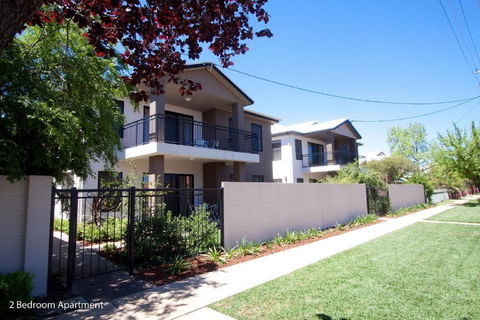 Charles Sturt Suites & Apartments - Local Tourism 0