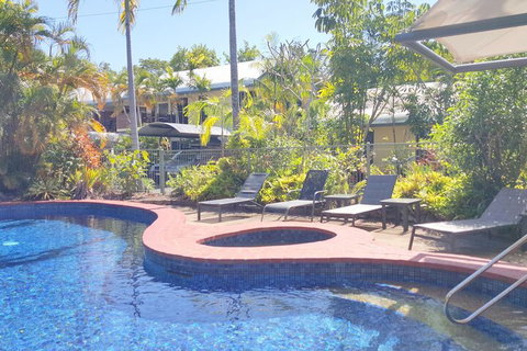 At The Mango Tree - Local Tourism 4