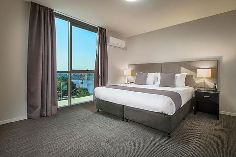 Quest Rockhampton - Bed n Breakfasts 2