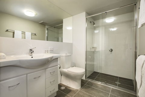 Quest Rockhampton - Bed n Breakfasts 5