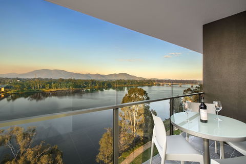 Quest Rockhampton - Bed n Breakfasts 1