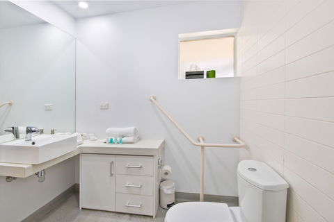 Lorne Bay View Motel - Accommodation Australia 1