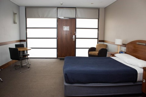 Highlander Hotel - Accommodation Australia 6