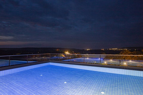 Kims Beach Hideaway - Bed n Breakfasts 2