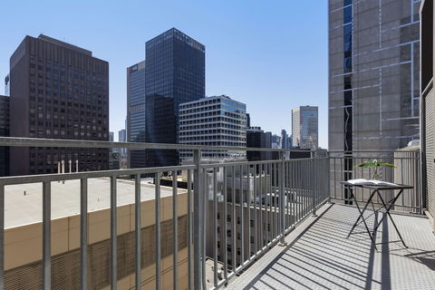 Oaks Melbourne On Collins Hotel - Accommodation Australia 0