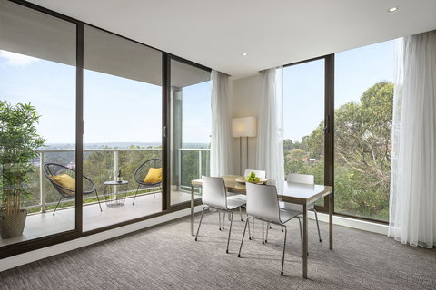 Quest Ivanhoe - Australia Shopping 4