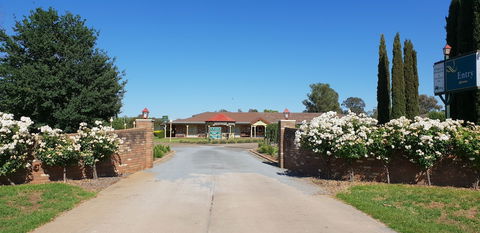 Quality Inn Carriage House - Local Tourism 6