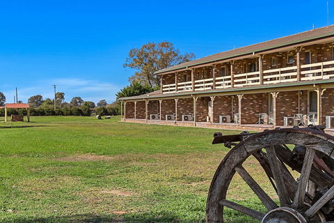 Quality Inn Carriage House - Local Tourism 0