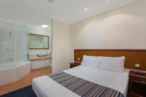 Cairns Southside International - Bed n Breakfasts 6
