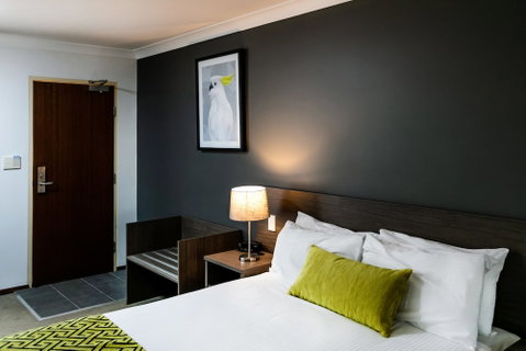 Best Western Plus Ambassador Orange - Accommodation Australia 6