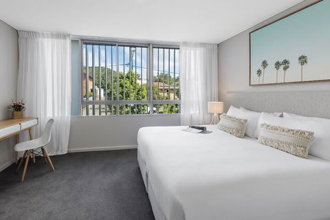 Oaks Nelson Bay Lure Suites - Accommodation Australia 3