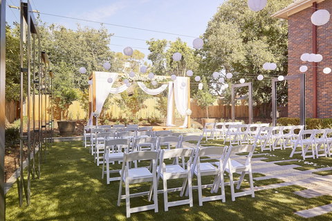 Brassey Hotel - Local Tourism 0