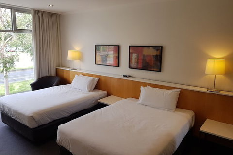 Vibe Hotel Carlton - Accommodation Australia 5