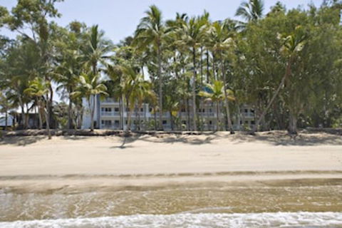 Agincourt Beachfront Apartments - Bed n Breakfasts 0