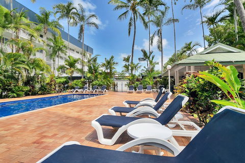 Agincourt Beachfront Apartments - Bed n Breakfasts 5