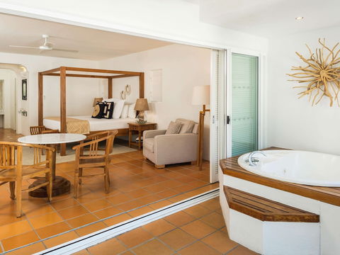 The Reef House Palm Cove MGallery - Bed n Breakfasts 5