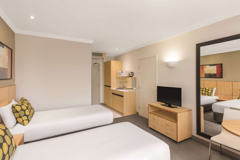 Travelodge Hotel Garden City Brisbane - Accommodation Australia 4