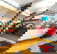 Base Sydney - Hostel - Accommodation Australia