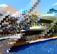 St Tropez Apartments