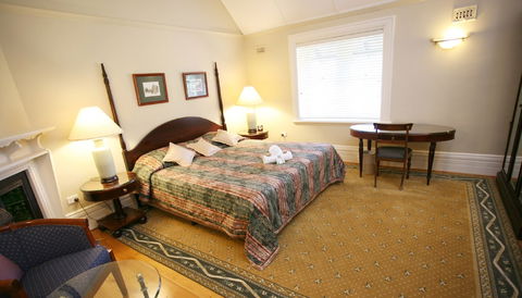 Darcys Hotel At Homebush - Australia Shopping 3