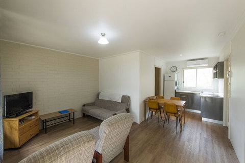 Restaway Holiday Units - Accommodation Australia 5