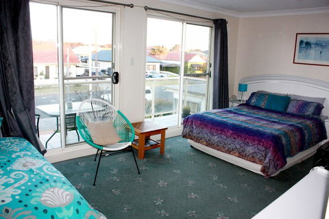 Lake Illawarra B&B - Accommodation Australia 6