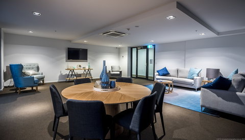 Synergy Broadbeach - Accommodation Australia 2