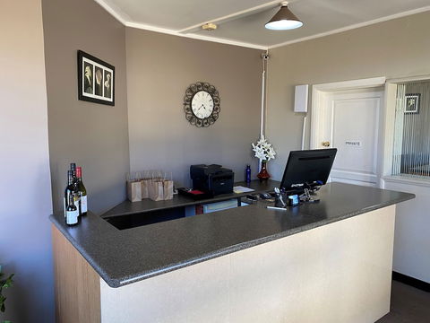 Country Gardens Motel - Accommodation Australia 3