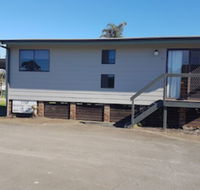 Bentley Waterfront Motel  Cottages - Local Tourism