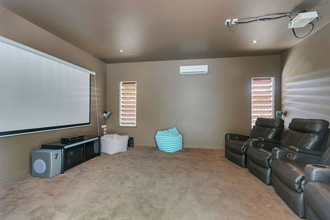 Laguna Retreat - Bed n Breakfasts 4