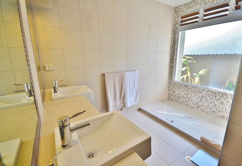Lamu At Palm Cove - Bed n Breakfasts 5