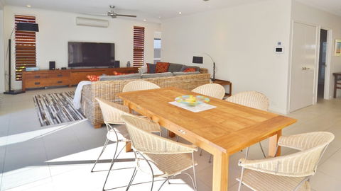Lamu At Palm Cove - Bed n Breakfasts 4