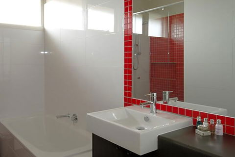 Boutique Stays Sandyside 2 - Accommodation Australia 2