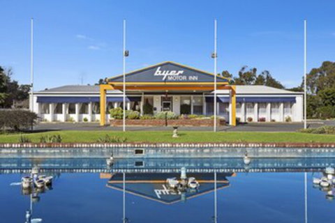 Byer Fountain Motor Inn, Holbrook - Accommodation Australia 0