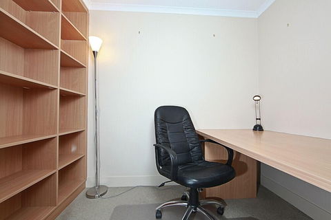 Accommodate Canberra - The Avenue - Local Tourism 0