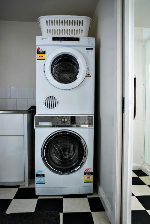 Pettit Cottage - Accommodation Australia 2