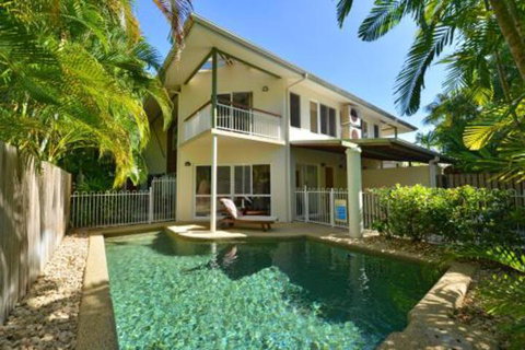 Four Mile Beach Retreat - Local Tourism 6