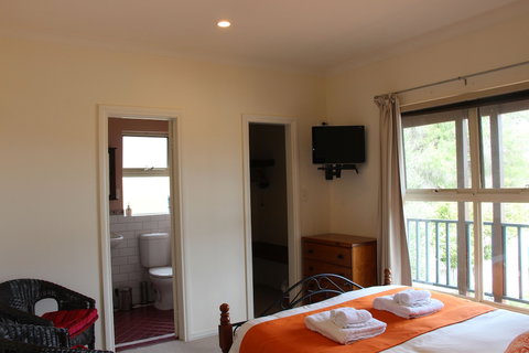 Albany Beachside Accommodation - Local Tourism 2