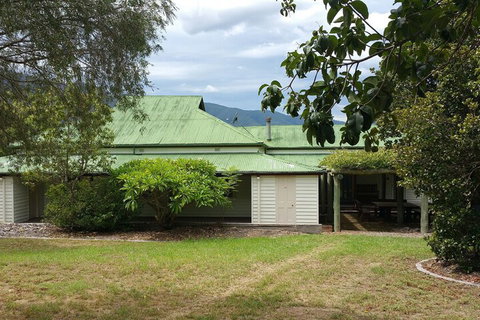 Karamea Homestead - Australia Shopping 0